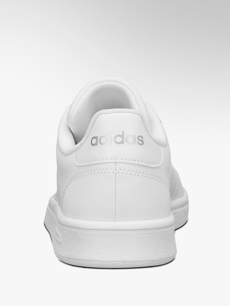 Sneaker GRAND COURT BASE SHINY HOLOGRAPHIC von adidas in Sneaker GRAND COURT BASE SHINY HOLOGRAPHIC von adidas in